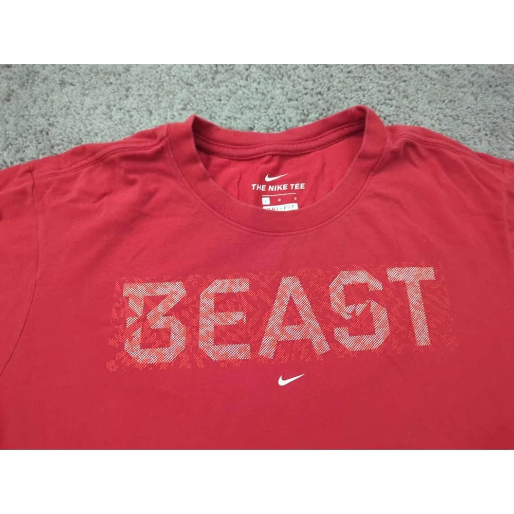 The Nike Tee T Shirt  Mens Large Red Dri-Fit BEAST Swoosh‎ Athletic Performance